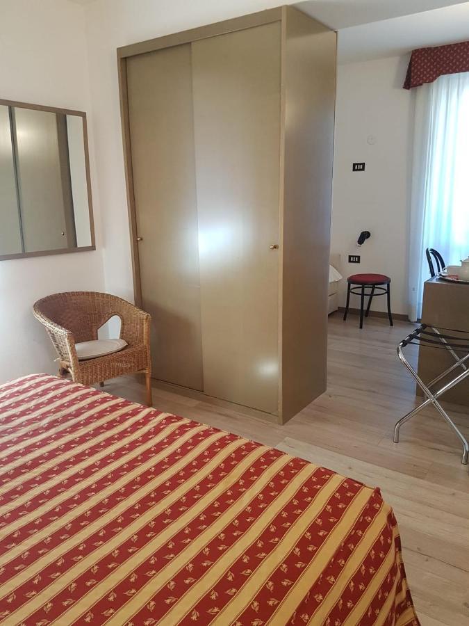 Hotel Pineta Ponte Di Legno Luaran gambar
